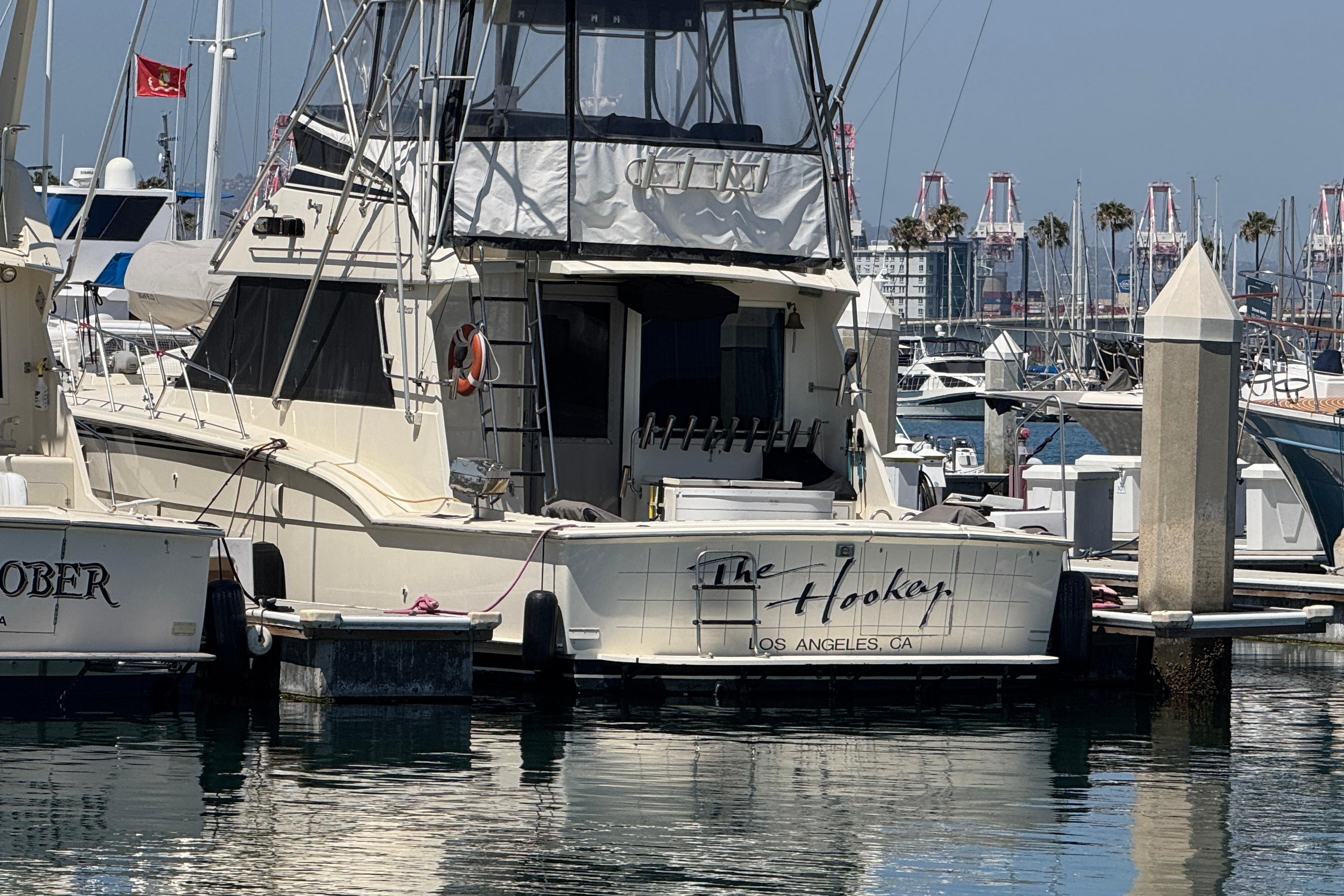 1985 Hatteras 45 Convertible in long beach CA