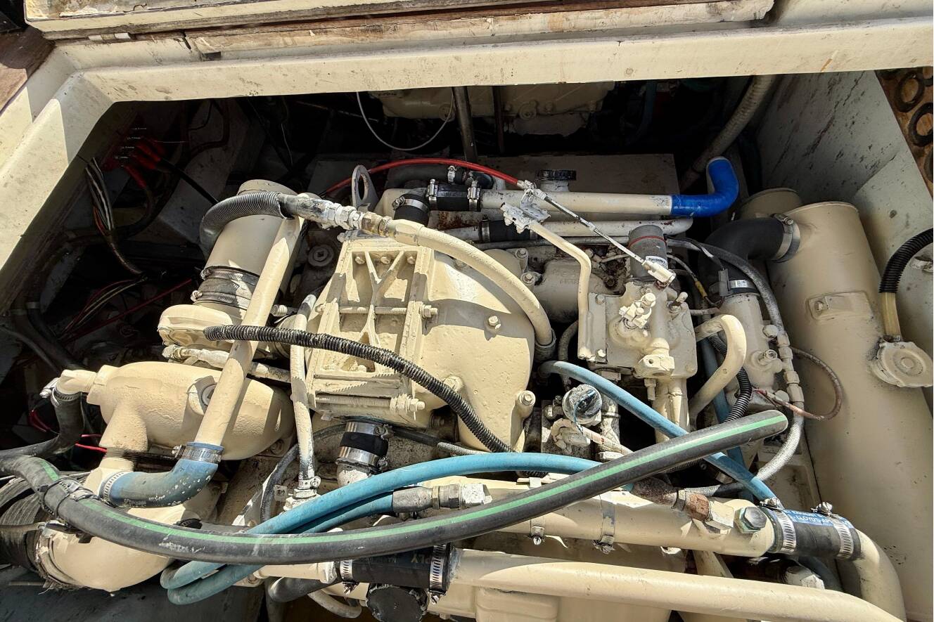 A photo of this 1990 Mikelson 42