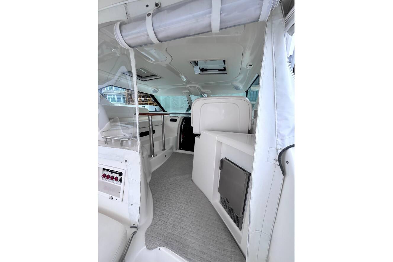A photo of this 2006 Tiara Yachts 4300 Sovran
