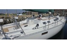 Beneteau Oceanis 47 Review image