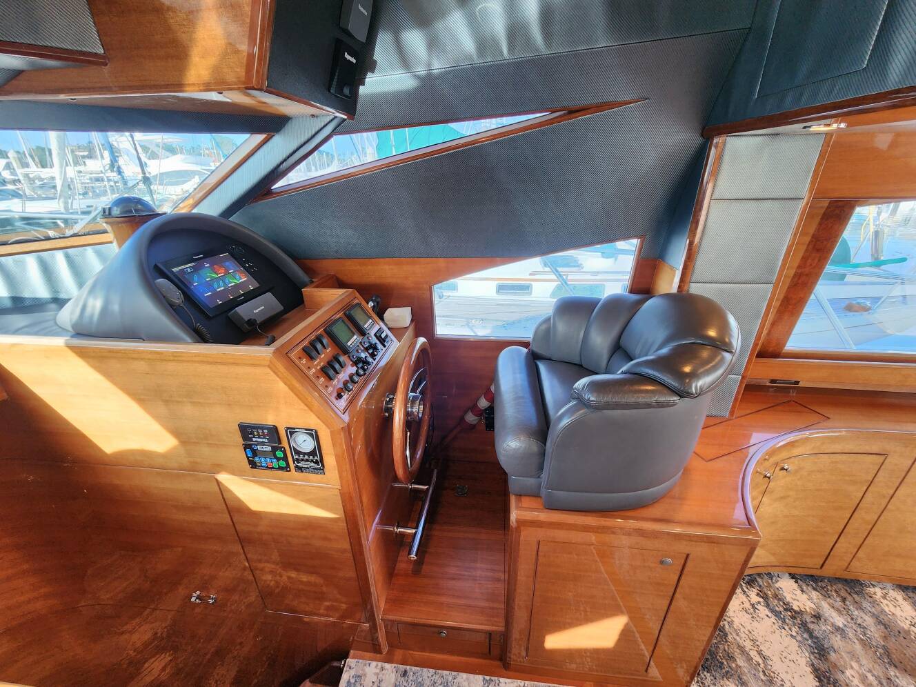 A photo of this 2007 Ocean Alexander Veloce