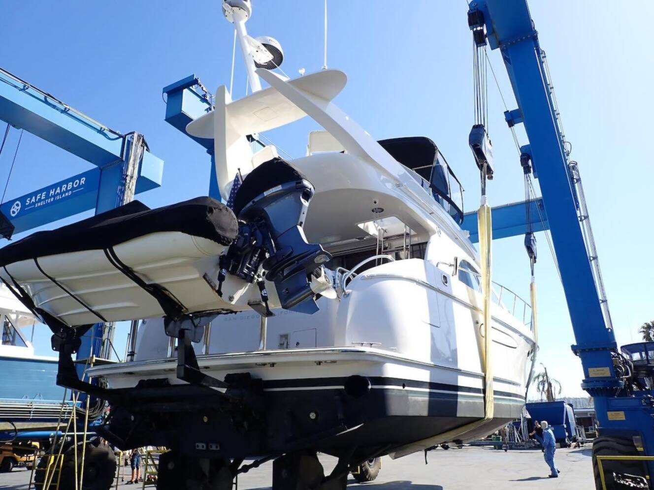 A photo of this 2007 Ocean Alexander Veloce