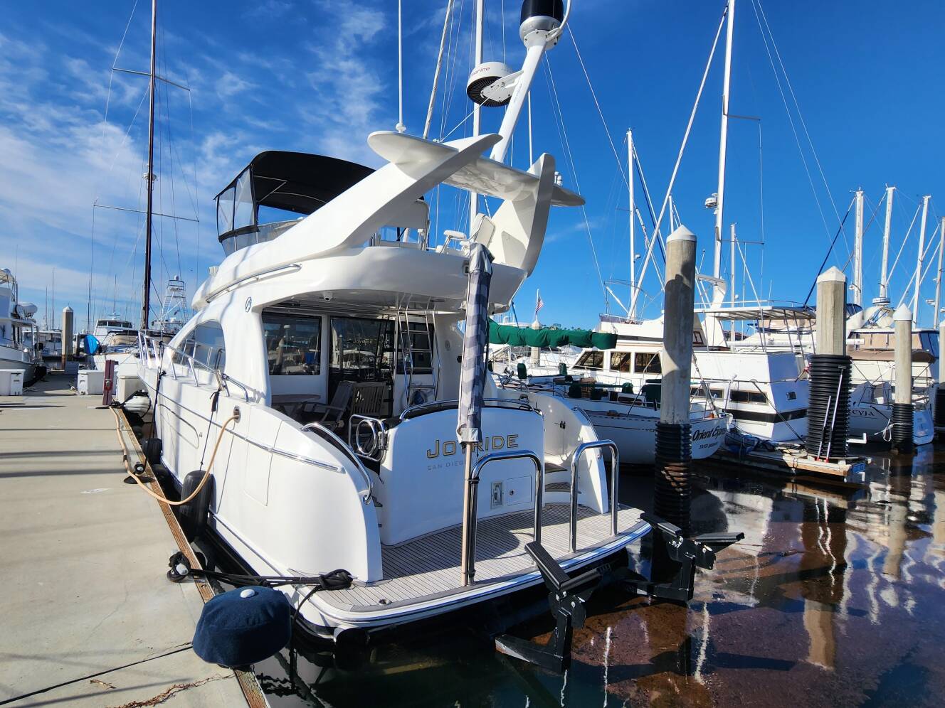 A photo of this 2007 Ocean Alexander Veloce