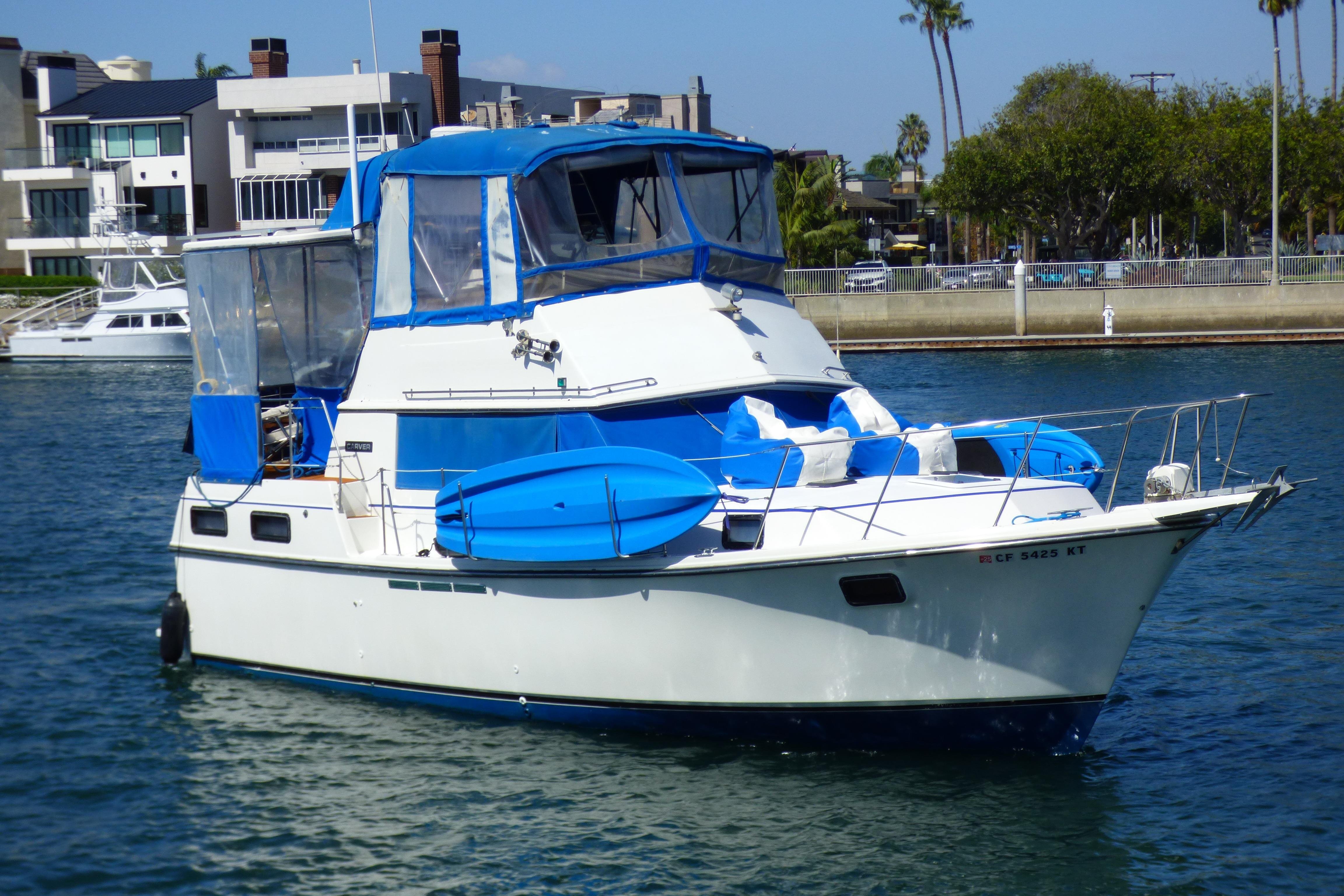1985 Carver 3607 Aft Cabin Motor Yacht in long beach CA