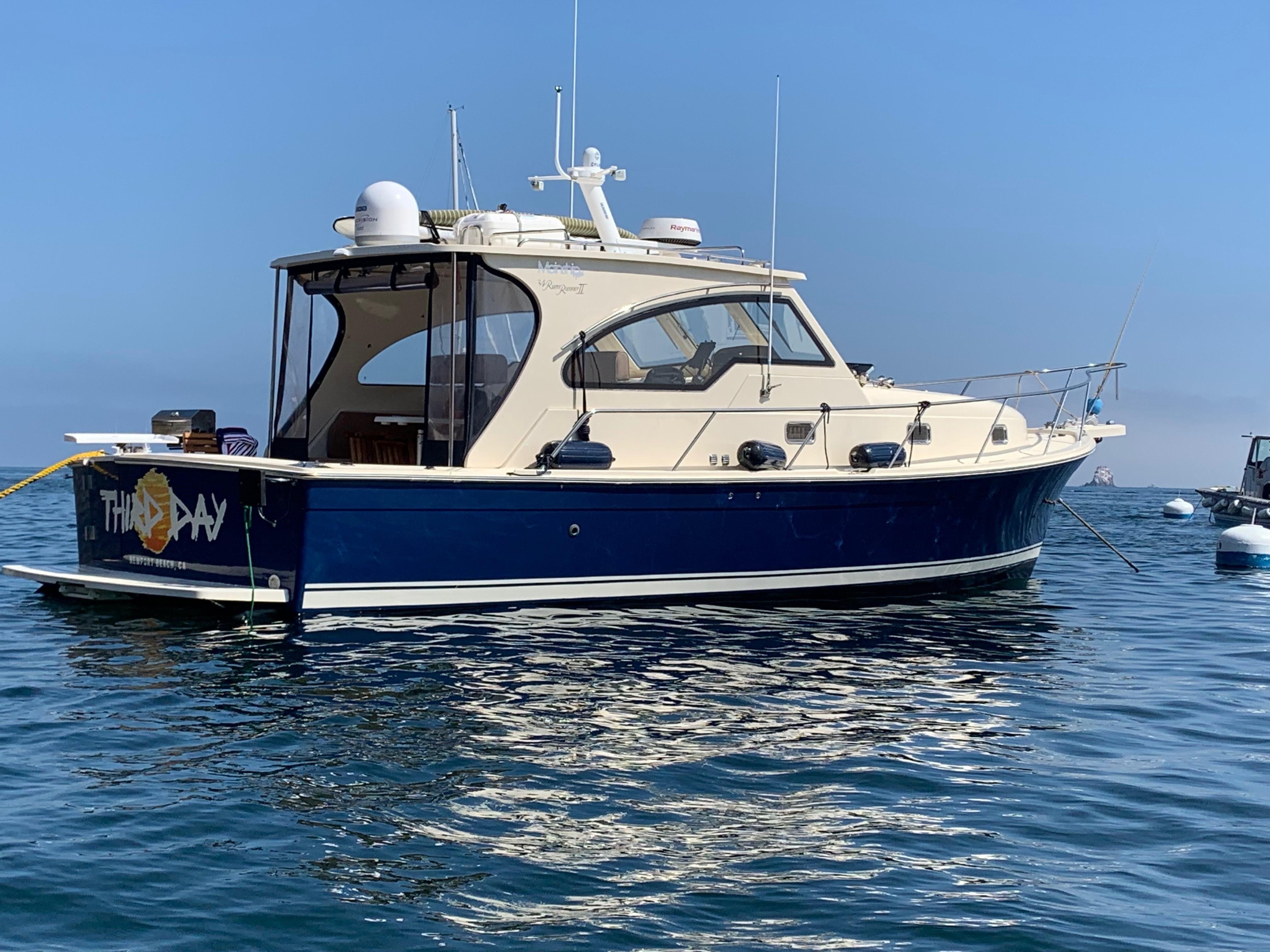 2005 Mainship Pilot 34 Sedan in oxnard CA
