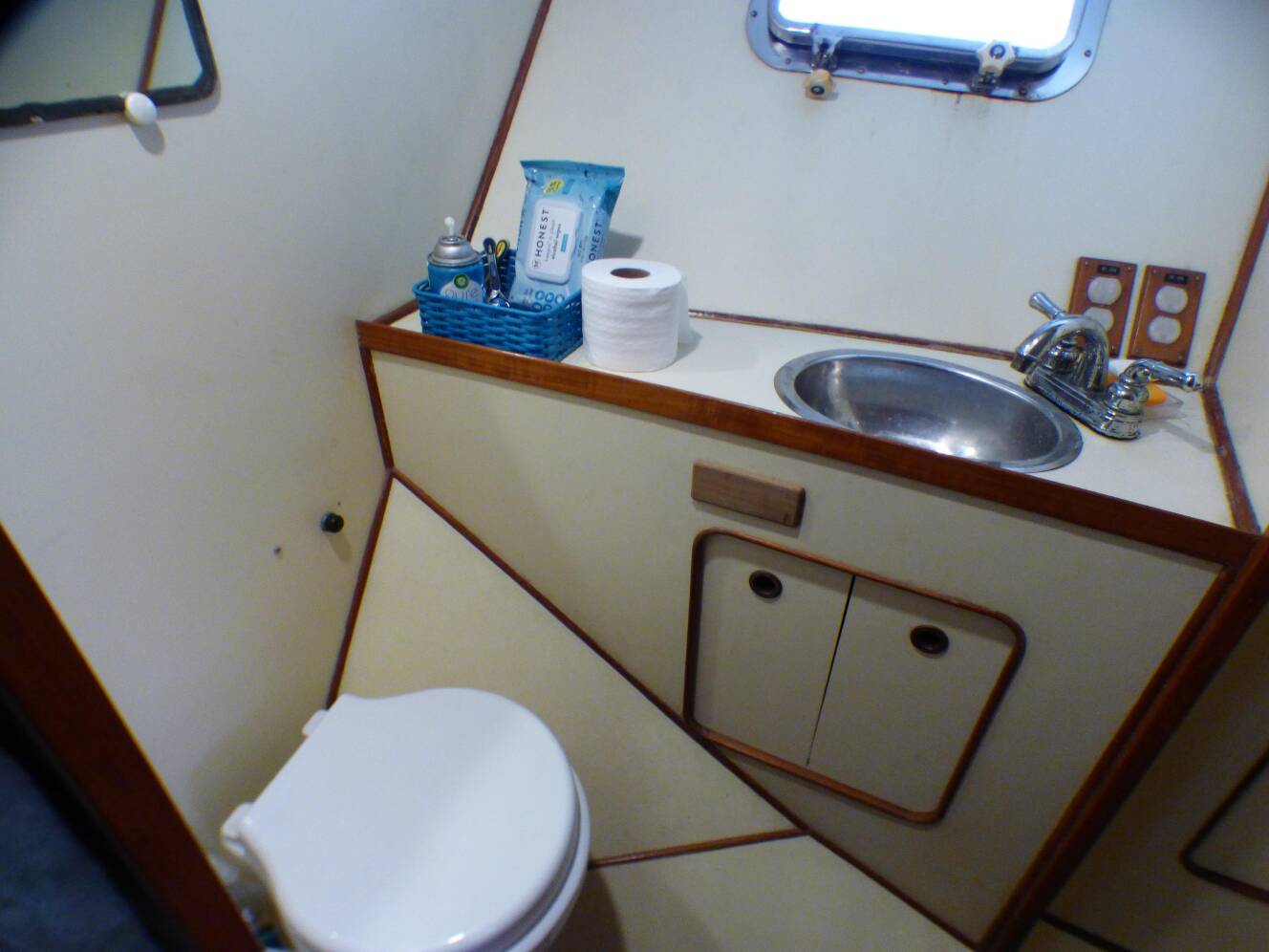 A photo of this 1984 Spindrift 39 ft. Aft Cabin Twin Diesel