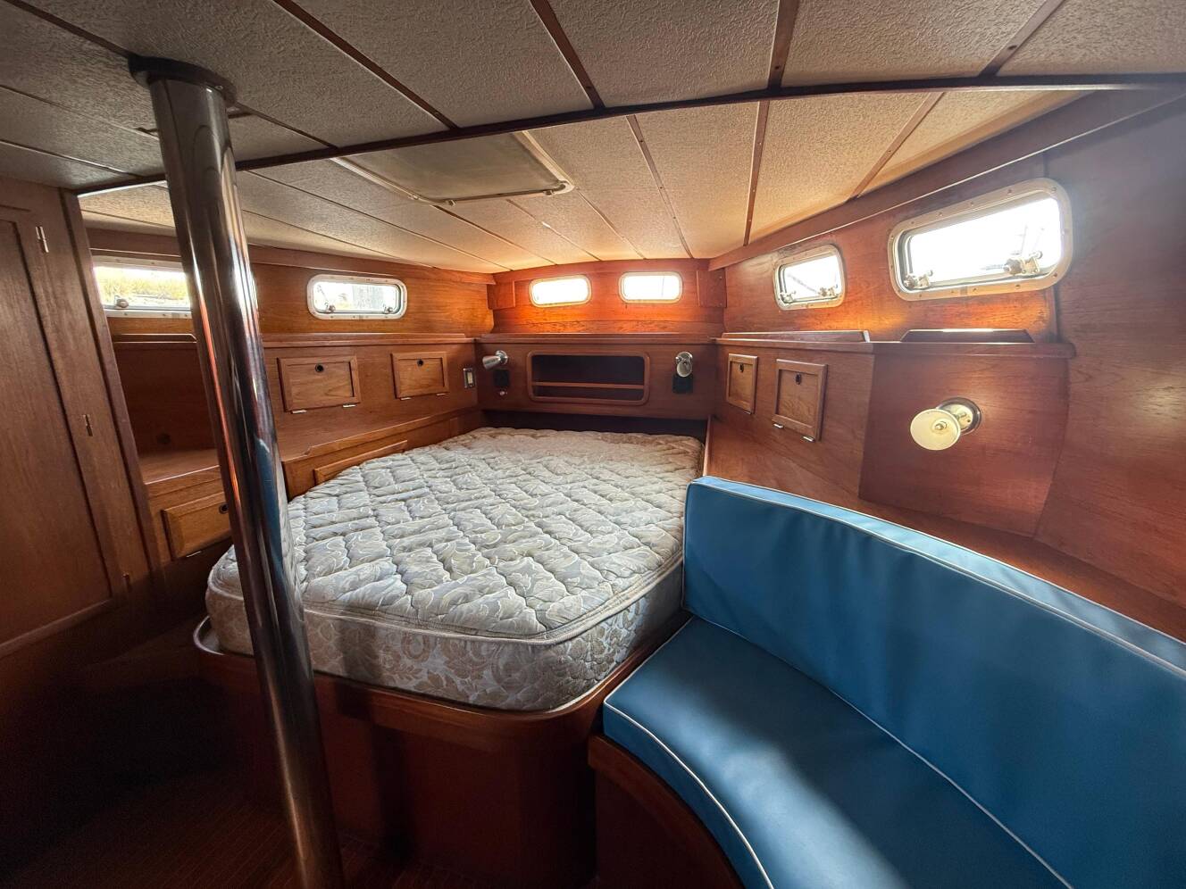 A photo of this 1985 Nauticat 43
