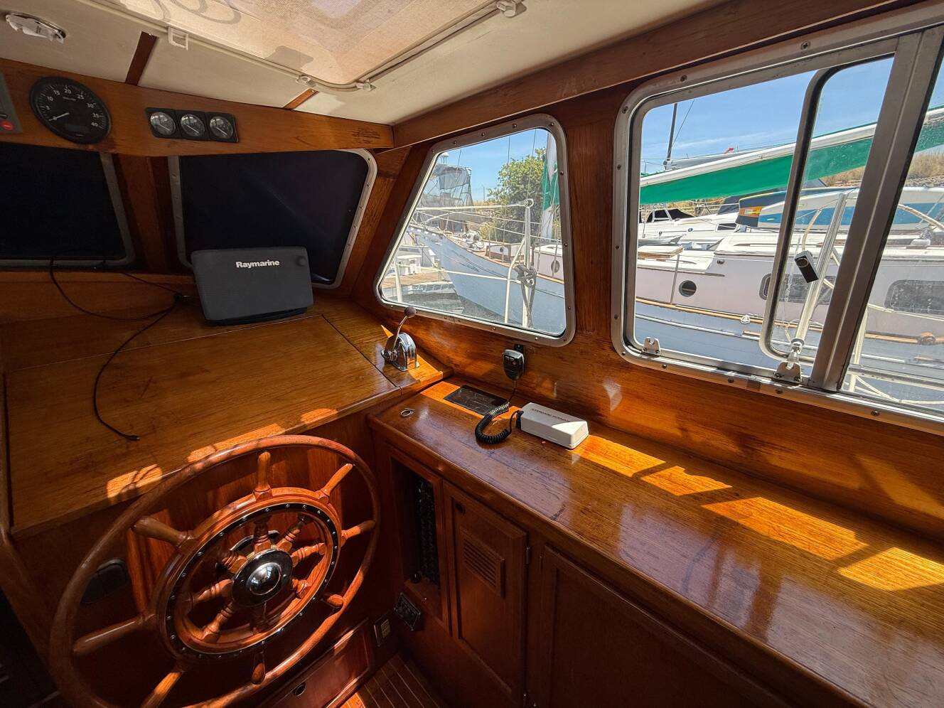 A photo of this 1985 Nauticat 43