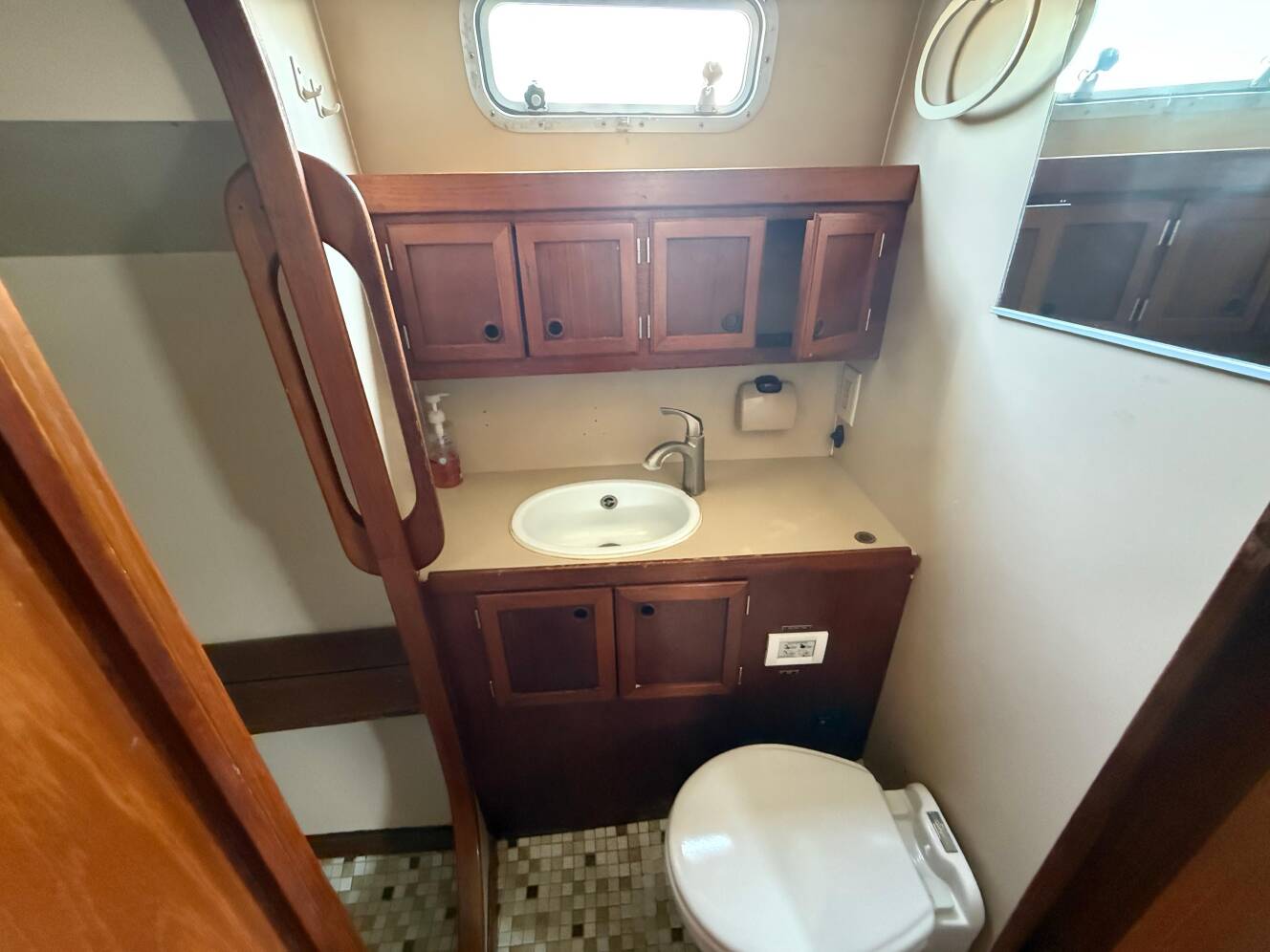 A photo of this 1985 Nauticat 43
