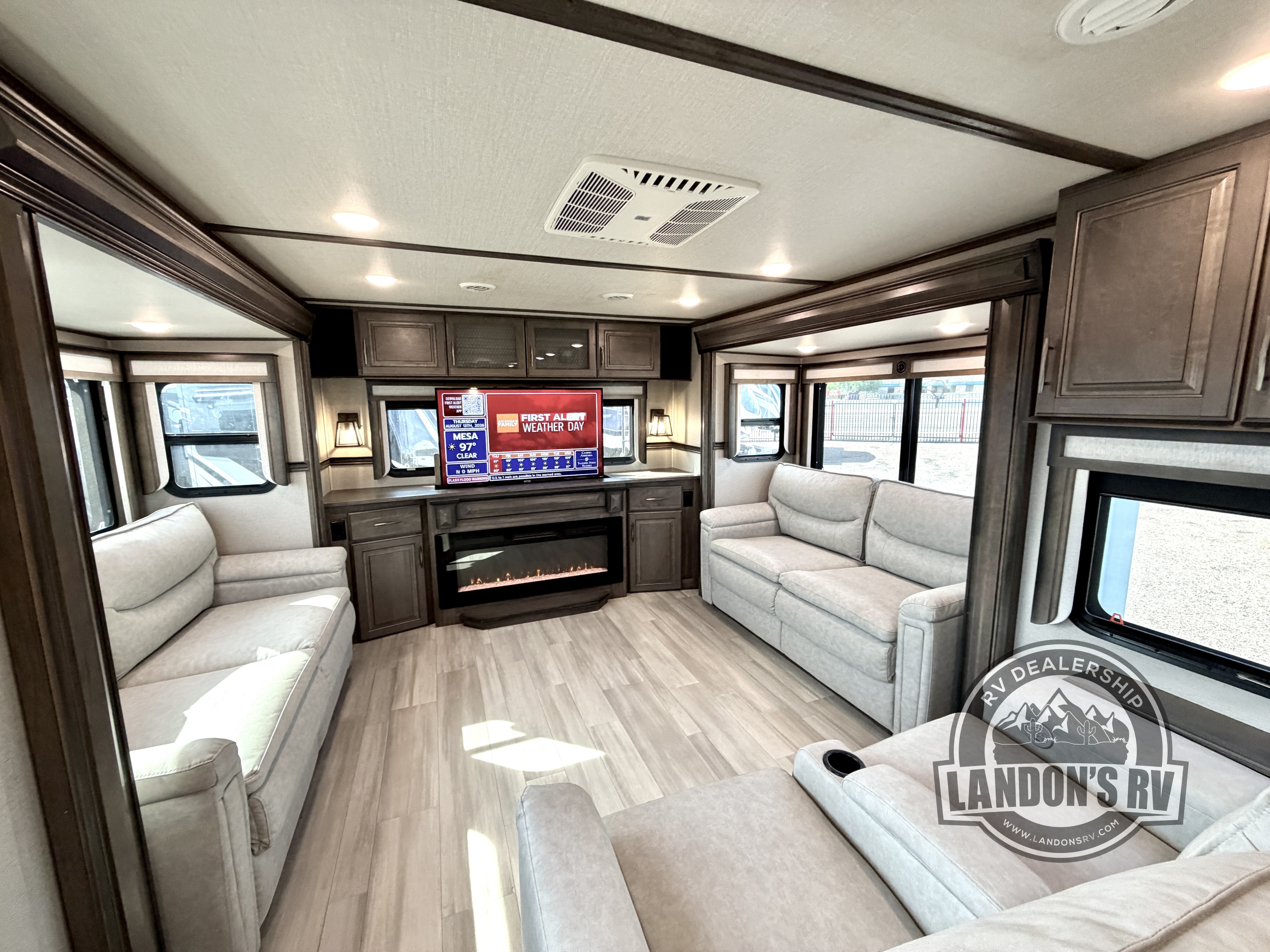 2021 Grand Design SOLITUDE 375RES in mesa AZ