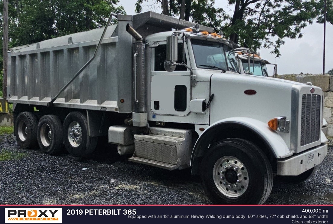 2019 PETERBILT 365 in Harrisburg, PA