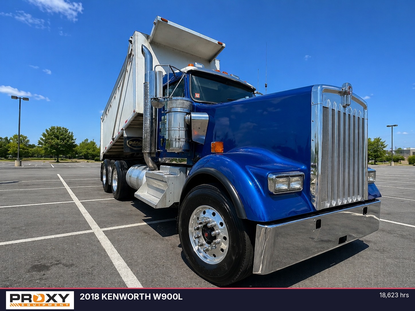 2018 KENWORTH W900L in Trenton, NJ