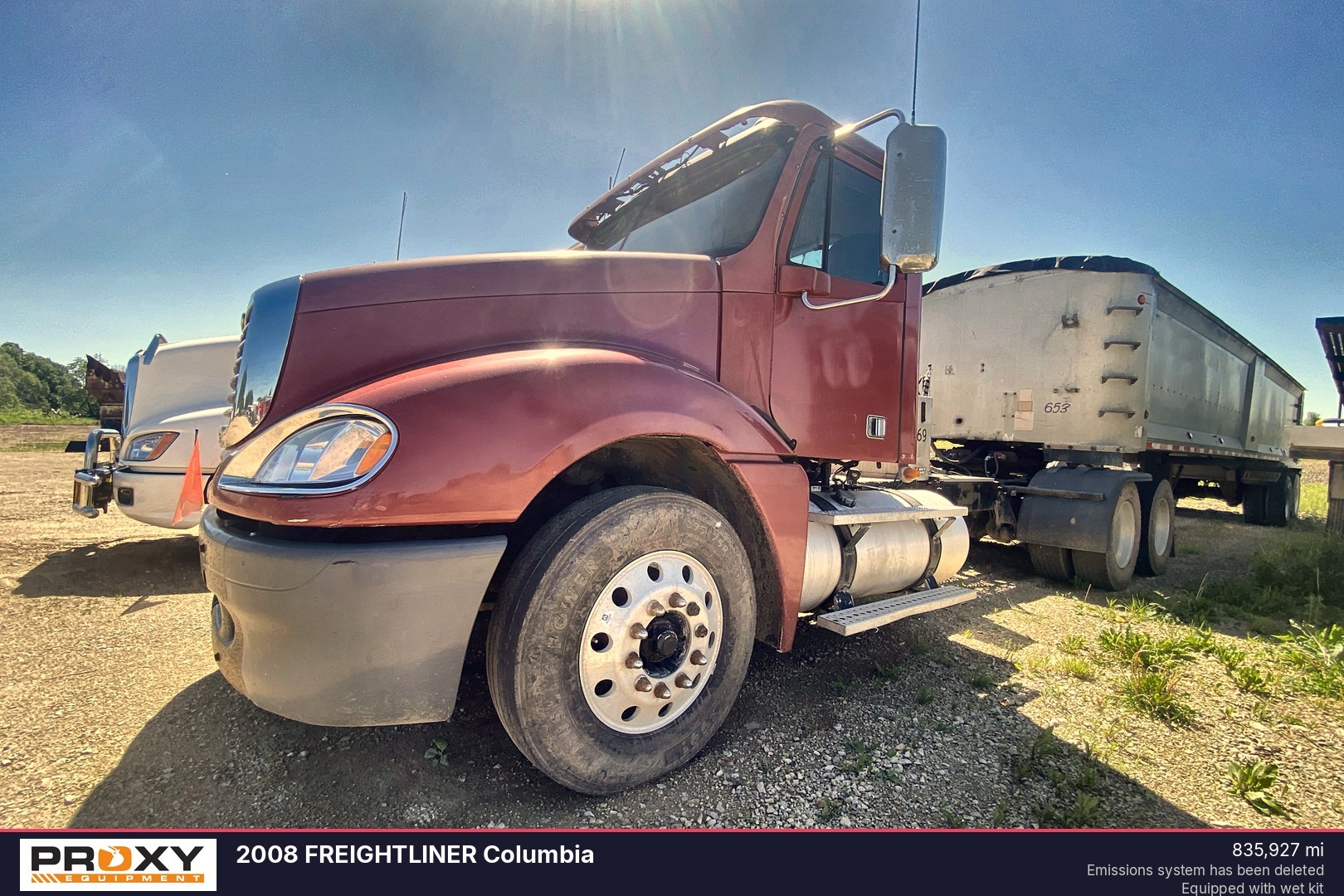 2008 FREIGHTLINER COLUMBIA in Appleton, WI