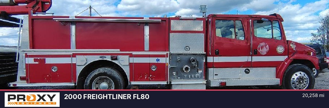 2000 FREIGHTLINER FL80 in Detroit, MI