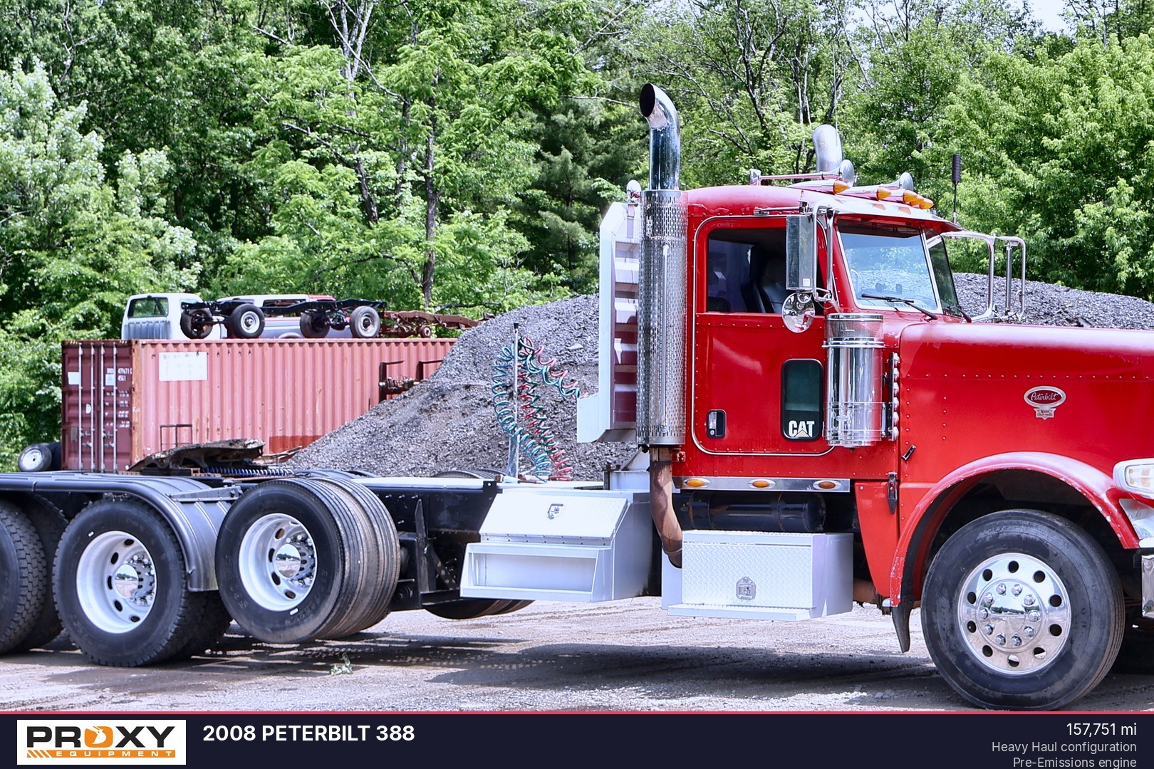 2008 PETERBILT 388 in Allentown, PA
