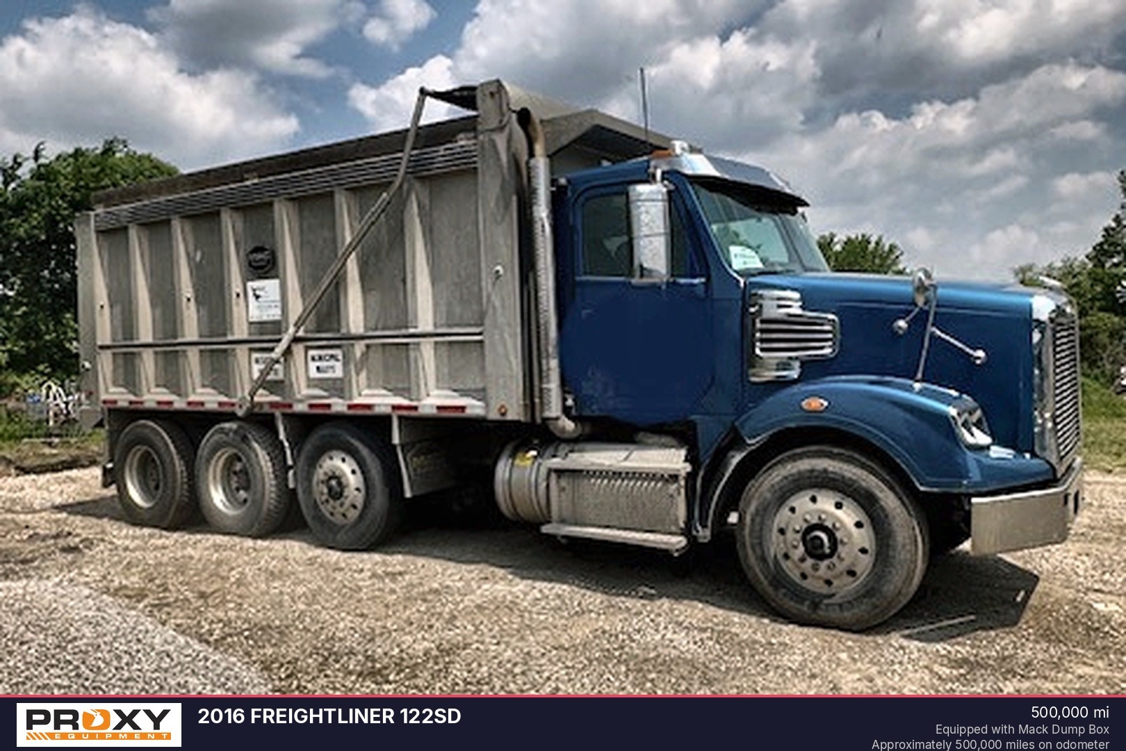 2016 FREIGHTLINER 122 SD in Columbus, OH