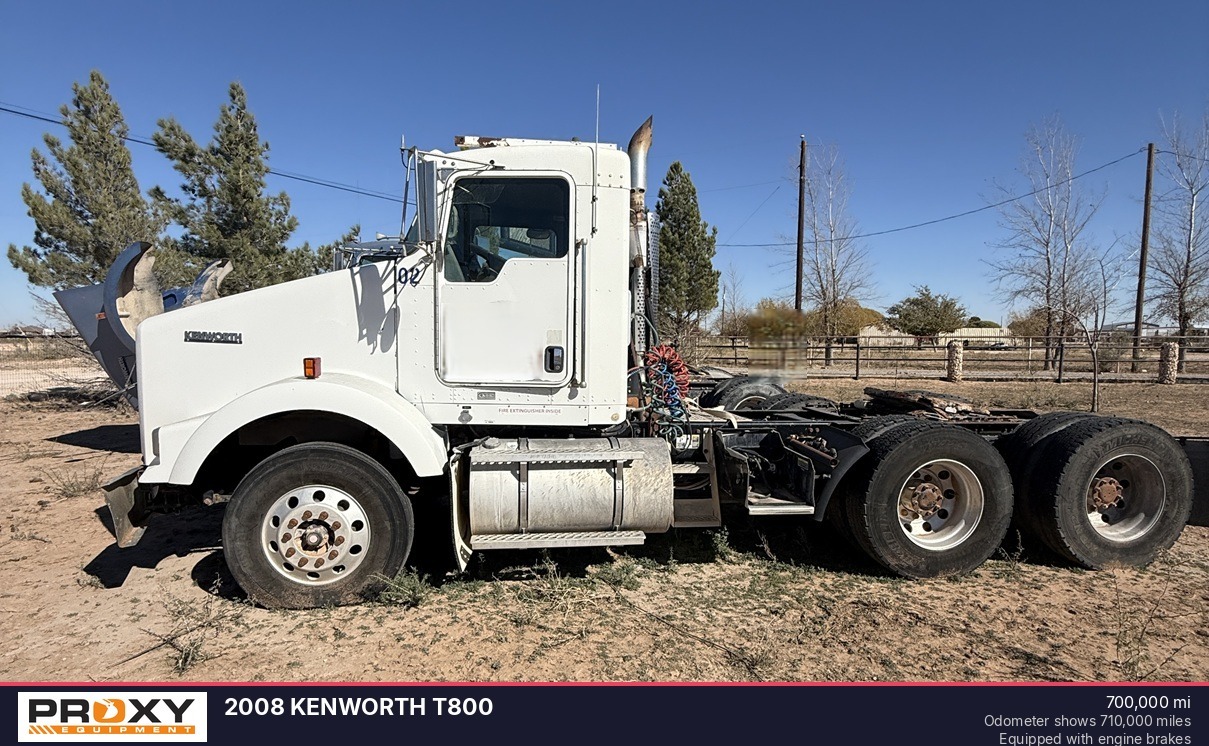 2008 KENWORTH T800 in Midland, TX