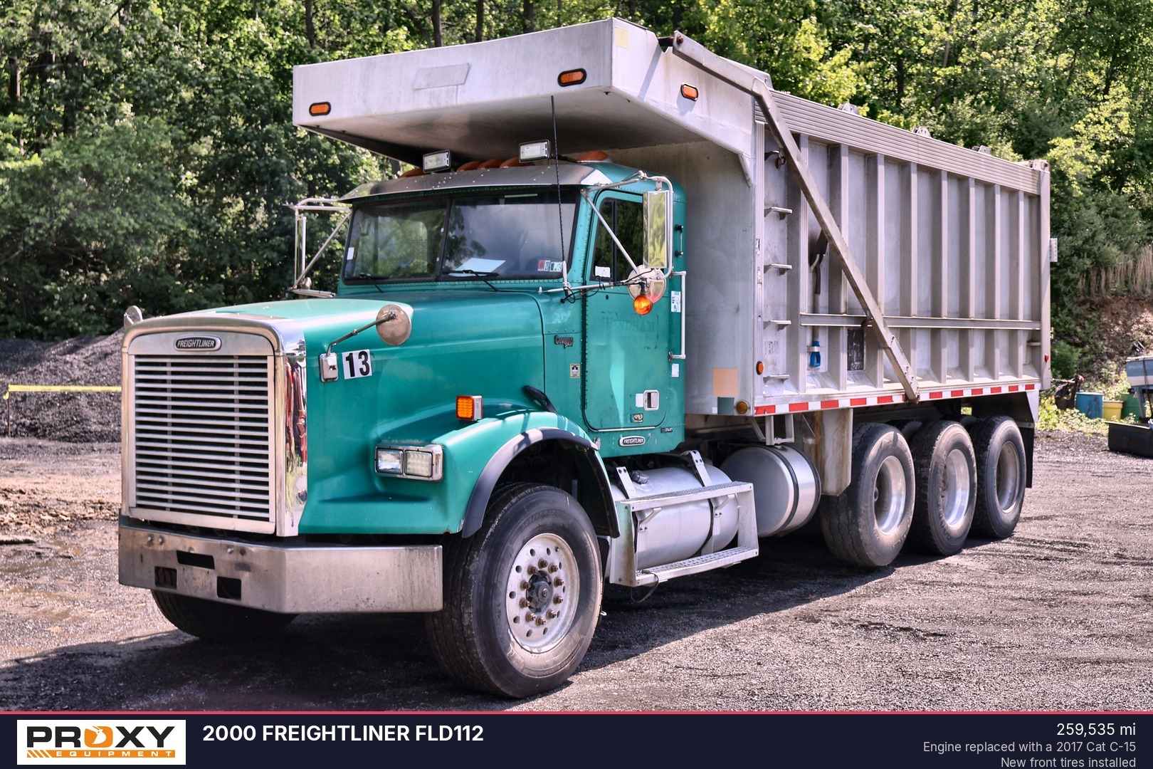 2000 FREIGHTLINER COLUMBIA in Allentown, PA
