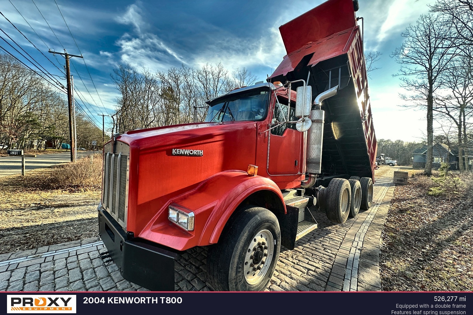 2004 KENWORTH T800 in Trenton, NJ