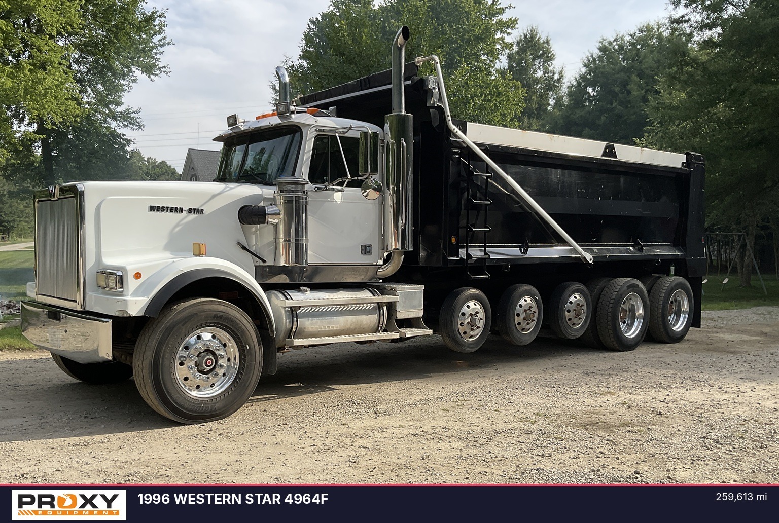 1996 WESTERN STAR 4964F in Richmond, VA
