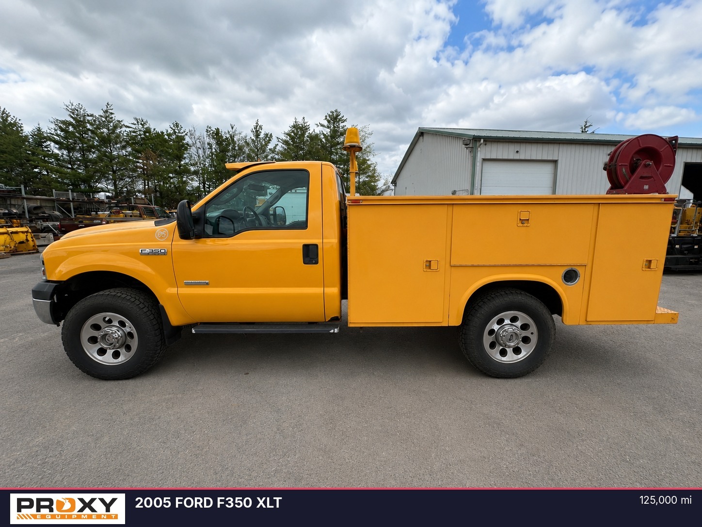 2005 FORD F350 in Allentown, PA