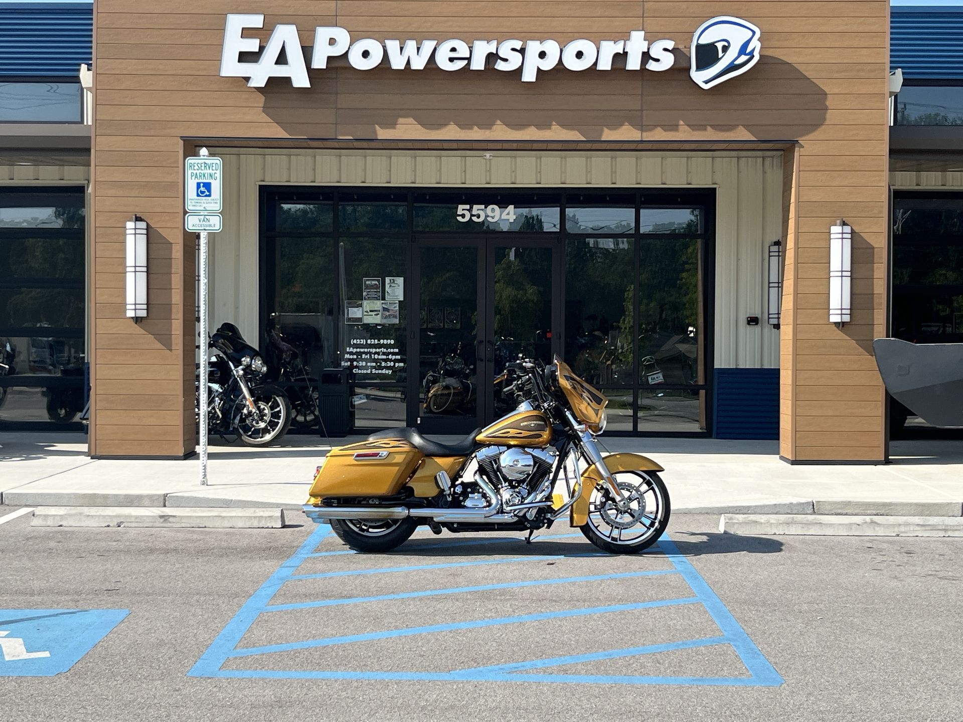 2016 Harley-Davidson STREET GLIDE FLHXS BASE in East Ridge, TN