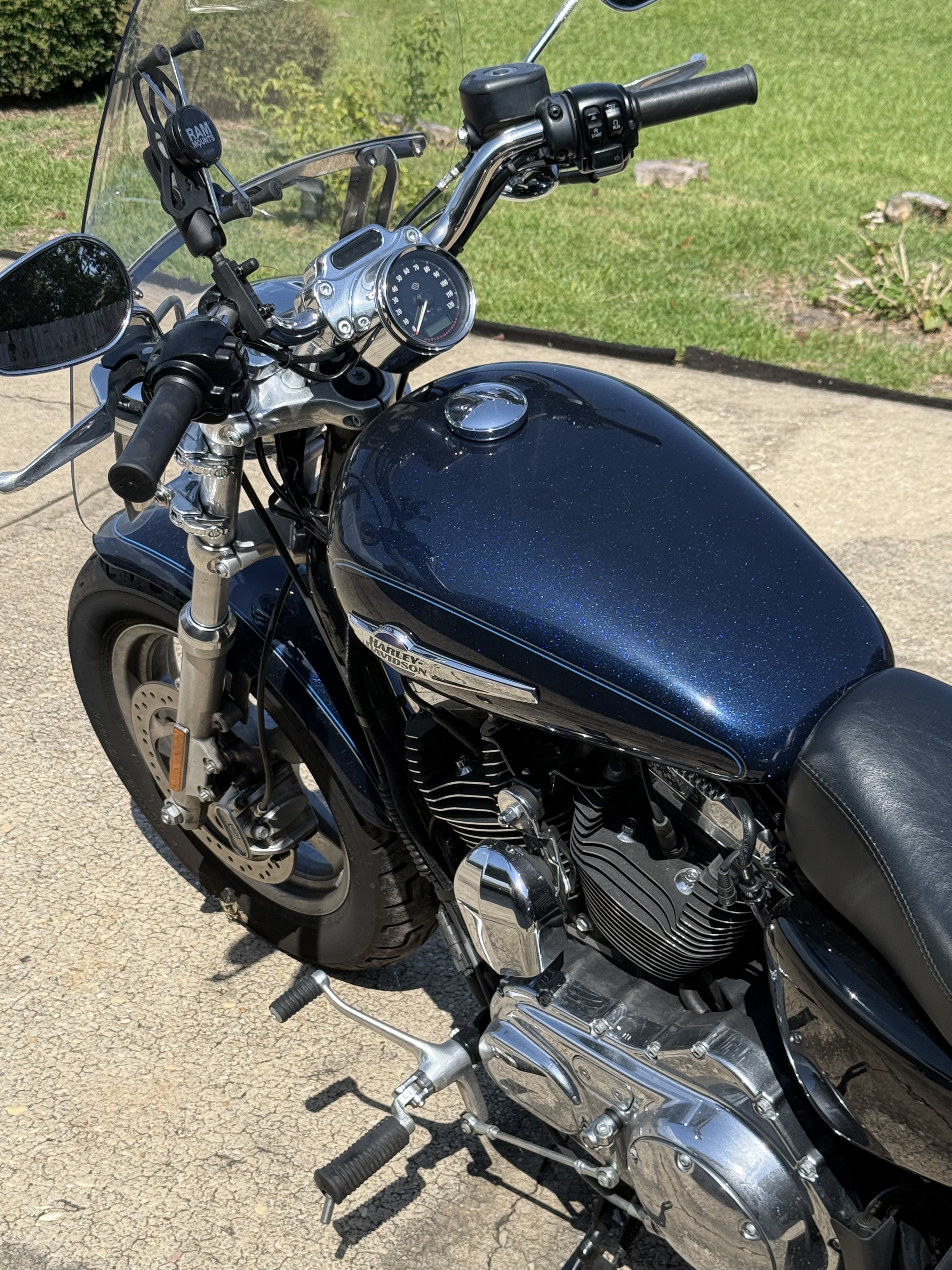 2014 Harley-Davidson SPORTSTER 1200 CUSTOM XL1200C Cruiser motorcycle