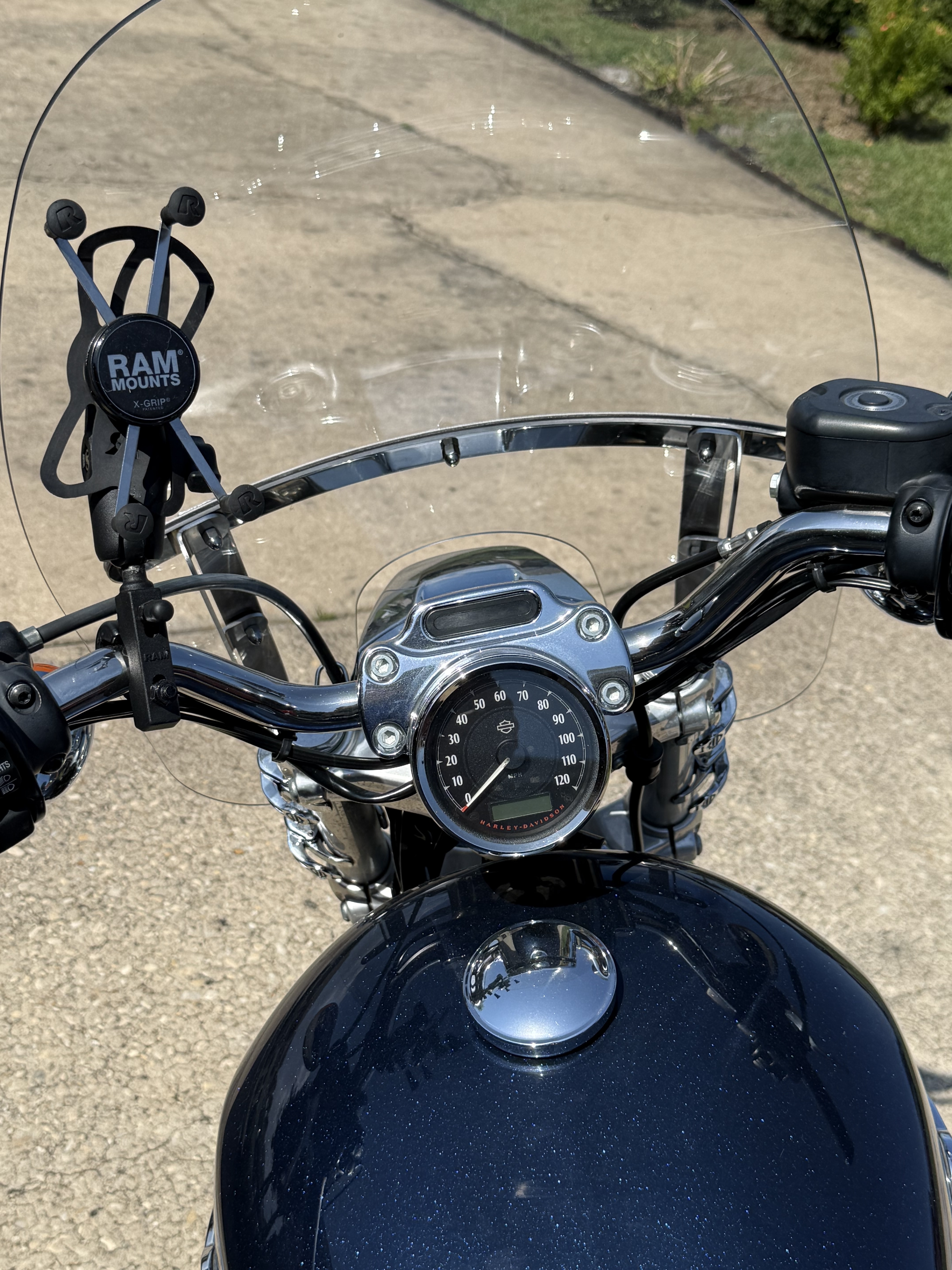 2014 Harley-Davidson SPORTSTER 1200 CUSTOM XL1200C in pensacola FL