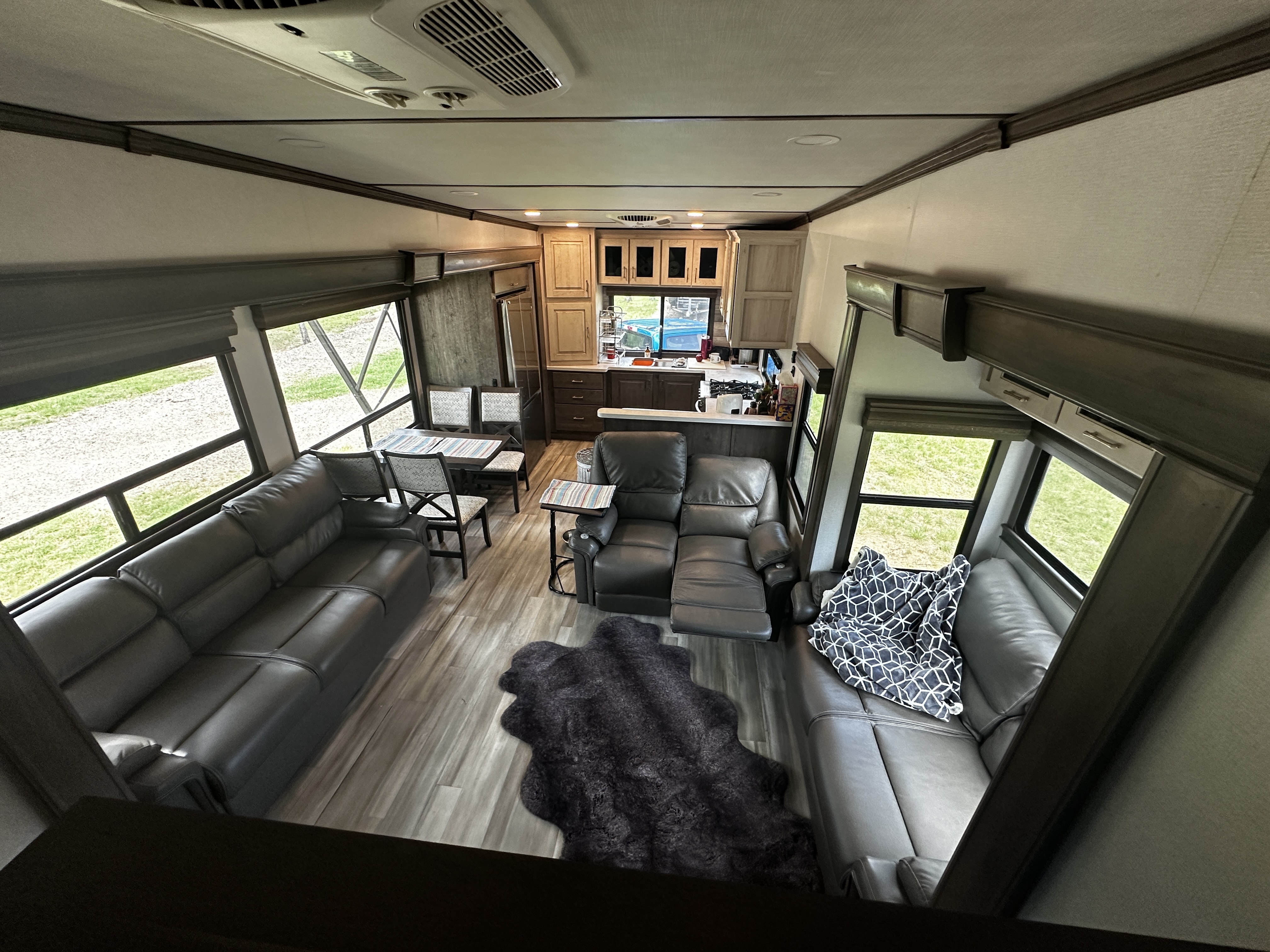 2021 Alliance Rv PARADIGM 372RK in keller TX