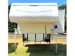 2016 Lance Lance 975