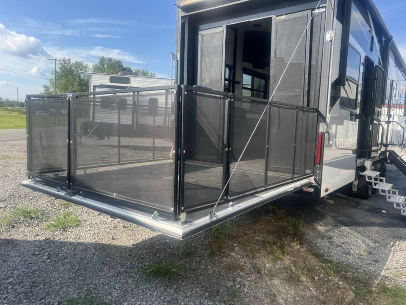 A photo of this 2021 Heartland CYCLONE 4007