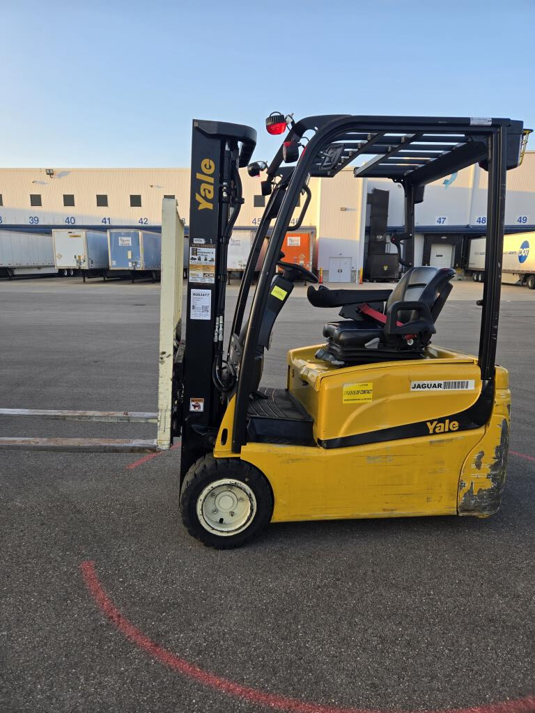 2016 Yale ERP-040VT in Menomonee Falls, WI