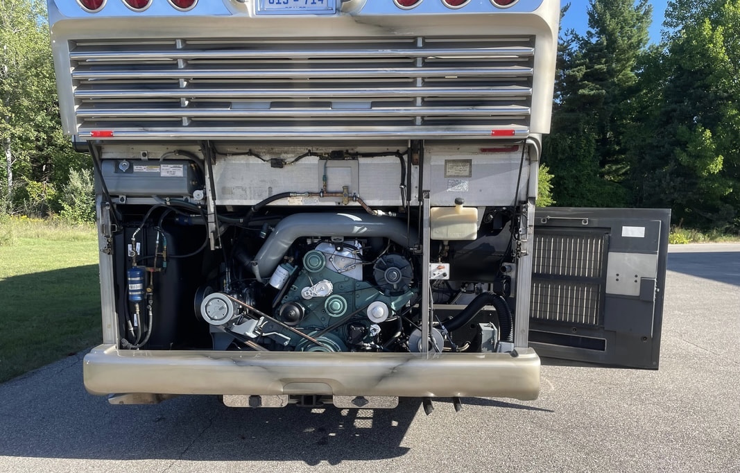 2005 Prevost MARATHON COACH H3-45 in ferris TX