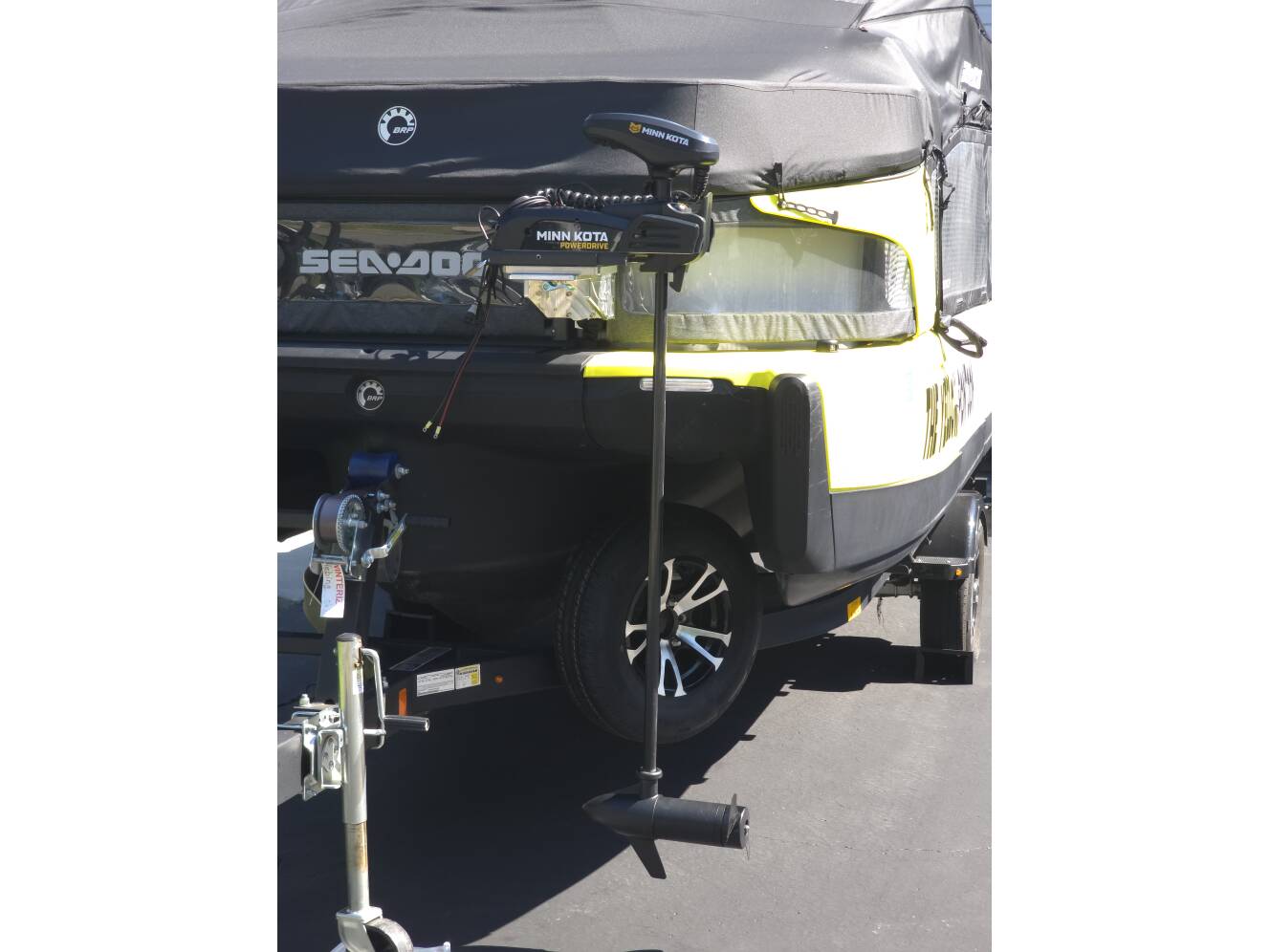 A photo of this 2024 Sea-Doo SWITCH CRUISE