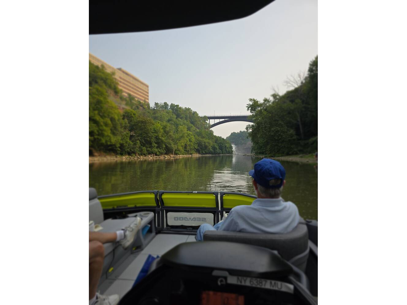 A photo of this 2024 Sea-Doo SWITCH CRUISE