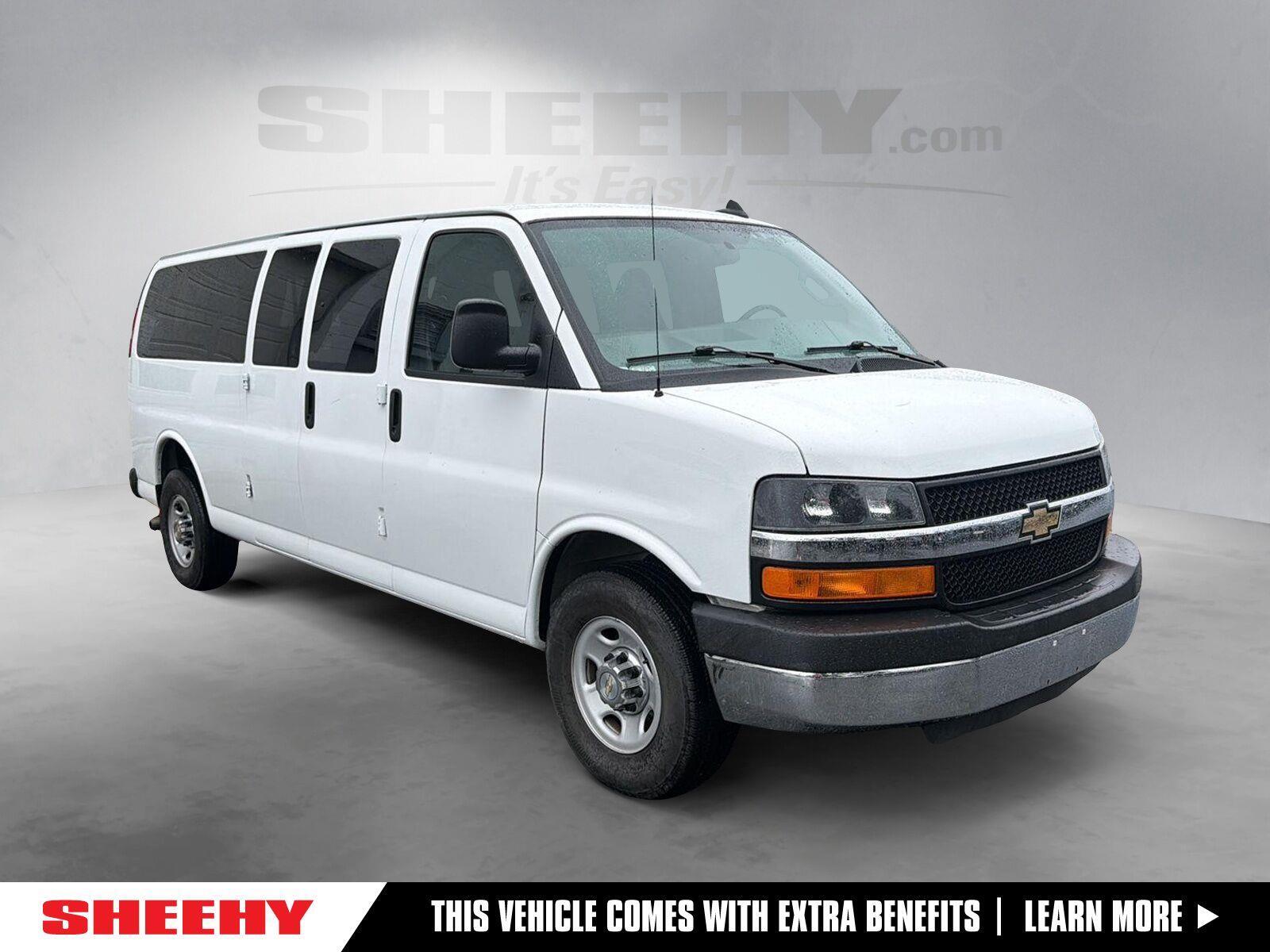 2016 CHEVROLET Express 3500 in Gaithersburg, MD