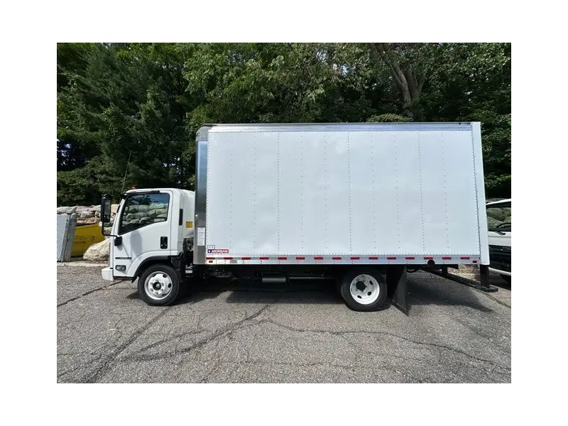 2026 ISUZU NPR HD