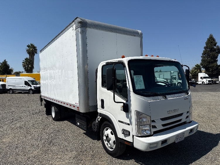 2020 Isuzu NRR in Sacramento, CA
