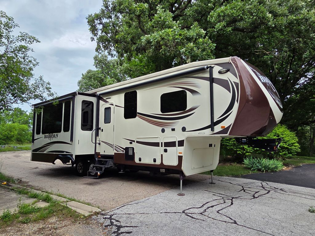 2016 Heartland Bighorn 3160EL in wauconda IL