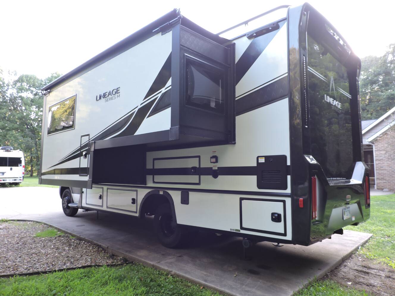 A photo of this 2025 Grand Design LINEAGE SERIES M 25FW