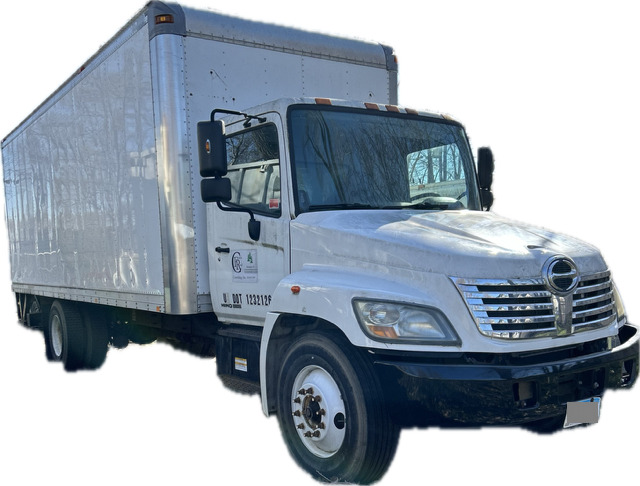 2008 HINO 338 in Muscatine, IA