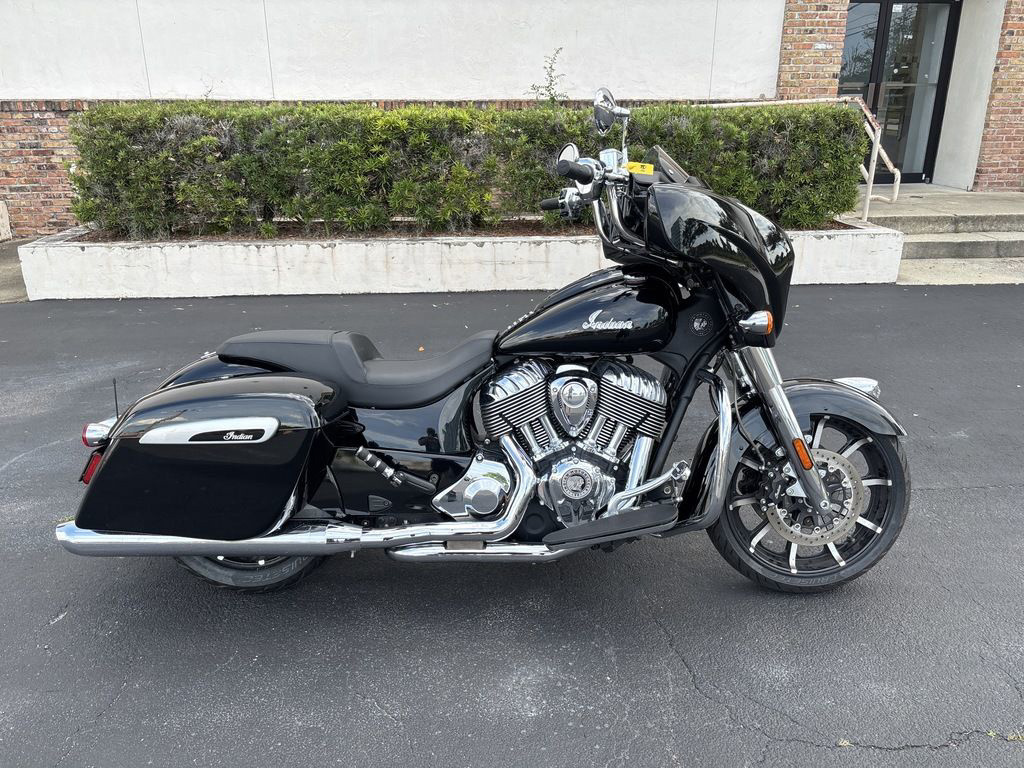 2020 Indian Chieftain Limited Thunder Black Pearl LIMITED in Daytona Beach, FL