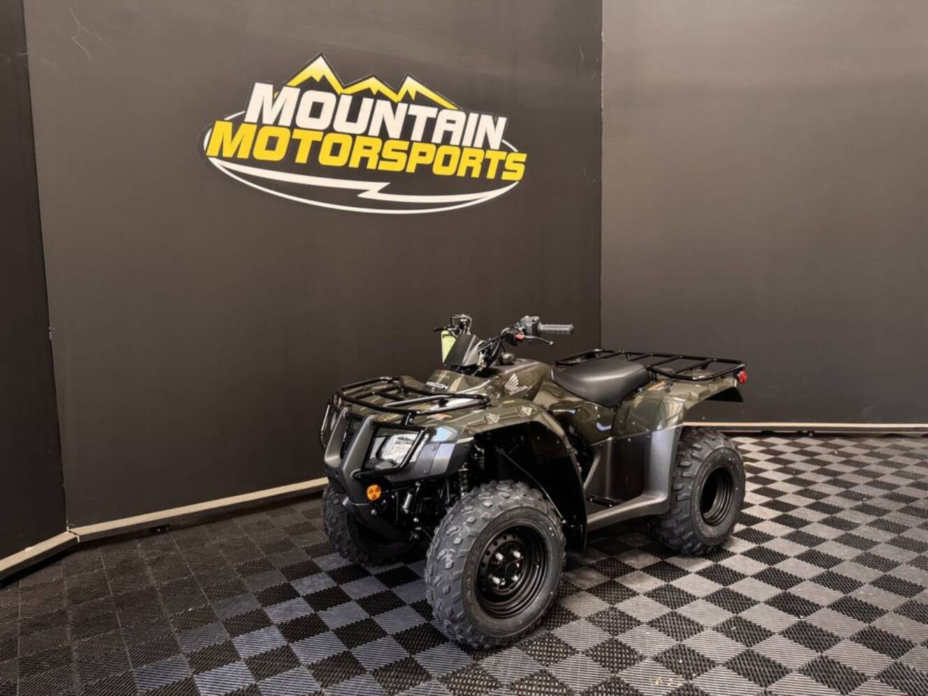A photo of this 2026 Honda FourTrax Recon ES