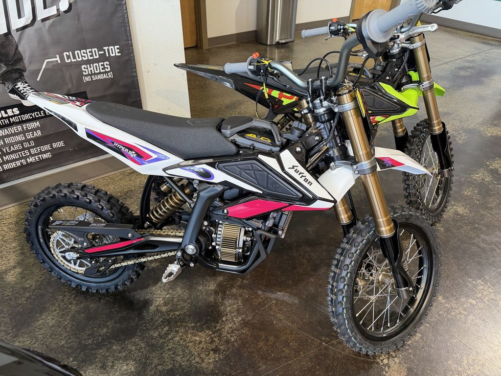 2025 Surron HYPER BEE in Sublimity, OR
