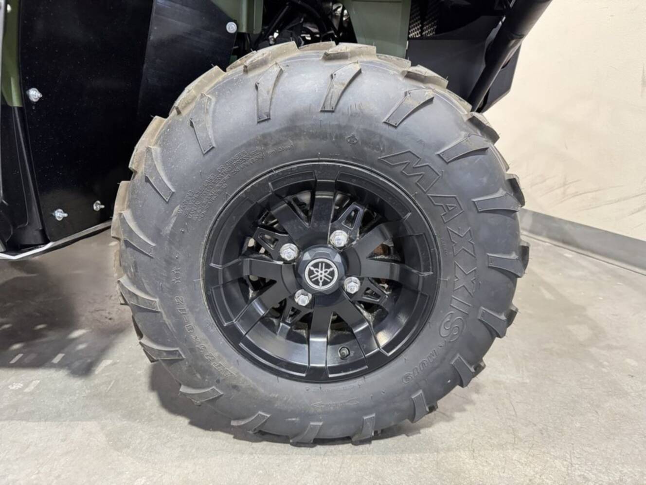 A photo of this 2025 Yamaha Kodiak 700 EPS