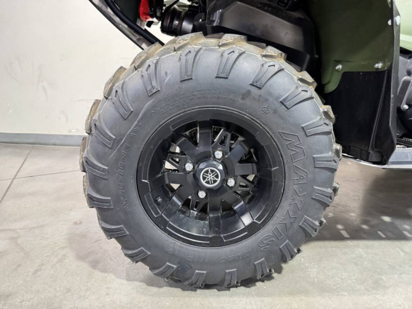 A photo of this 2025 Yamaha Kodiak 700 EPS