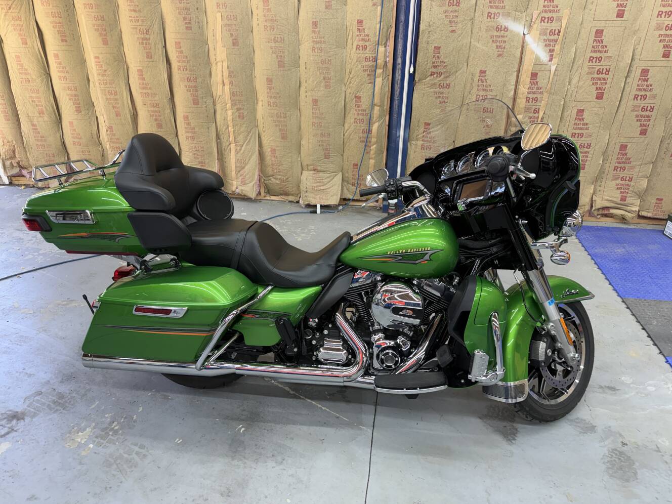 A photo of this 2015 Harley-Davidson ELECTRA GLIDE ULTRA LIMITED