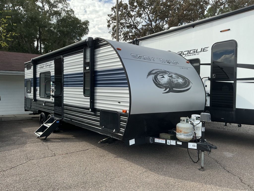 2022 Forest River Grey Wolf 26DJSE RV