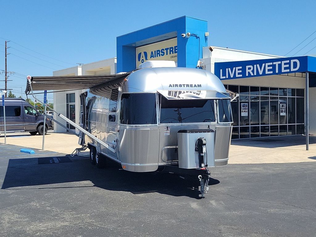 2024 Airstream Globetrotter® 27FB RV