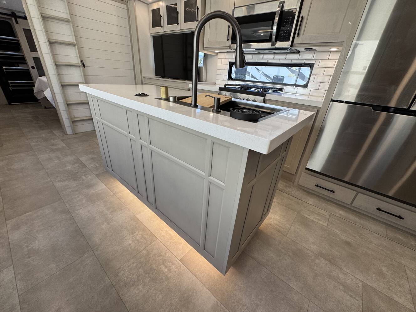 A photo of this 2025 Grand Design Solitude 391DL BASE